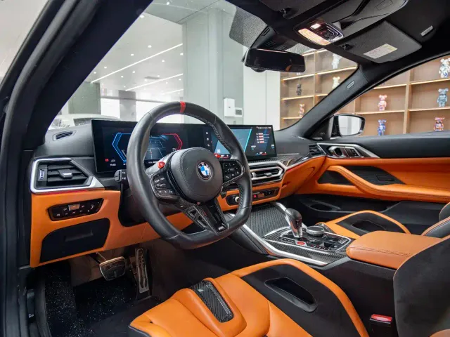 BMW M4 — Фото автомобиля 7