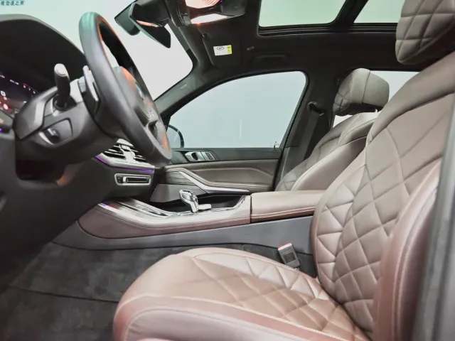 BMW X5 — Фото автомобиля 6