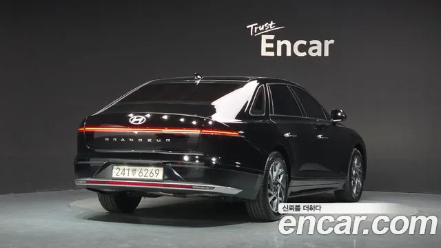 Hyundai Grandeur GN7 — Фото автомобиля 2