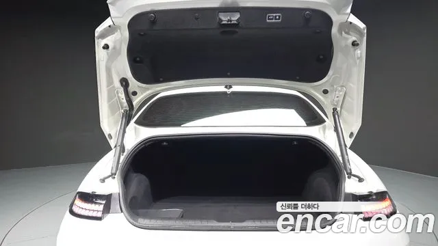 Hyundai Ioniq 6 — Фото автомобиля 26