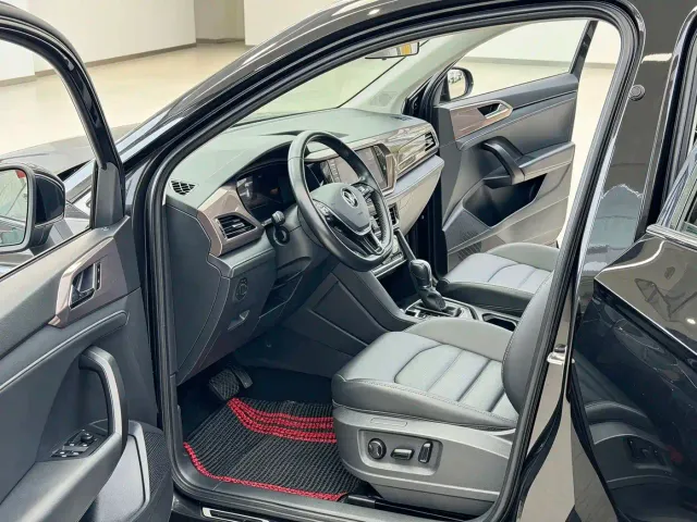 Volkswagen Tharu — Фото автомобиля 12