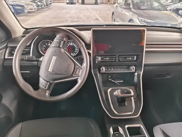 Haval M6 — Фото автомобиля 5