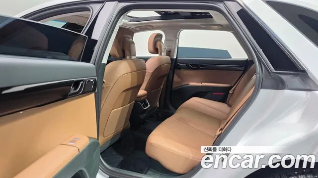 Hyundai Grandeur GN7 — Фото автомобиля 17