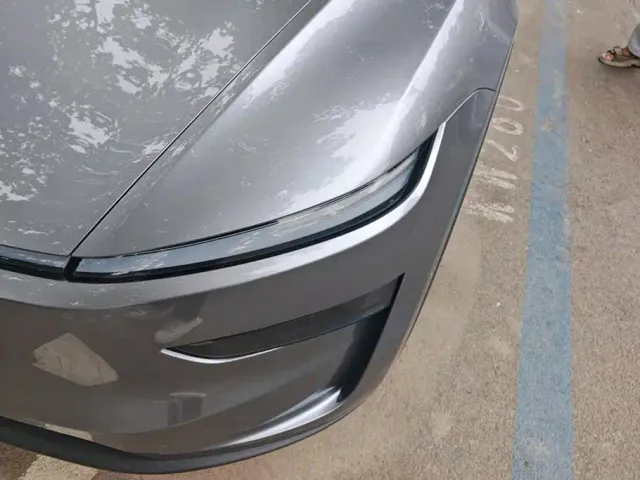 Tesla Model Y — Фото автомобиля 5