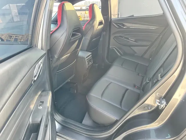 Changan X5 Plus — Фото автомобиля 14