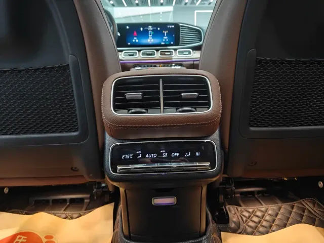 Mercedes-Benz GLE-Class — Фото автомобиля 10