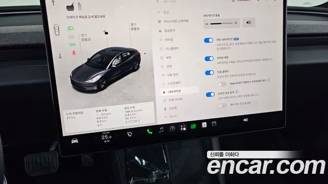 Tesla Model 3 — Фото автомобиля 22