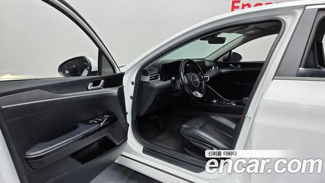 Kia K5 Generation 3 — Фото автомобиля 10
