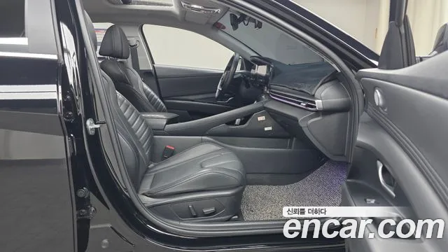 Hyundai AVANTE Avante (CN7) — Фото автомобиля 26