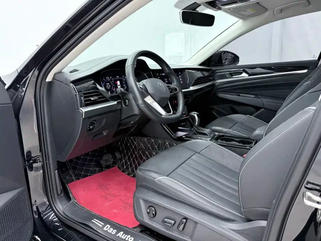Volkswagen Passat — Фото автомобиля 4