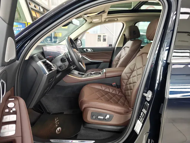 BMW X5 — Фото автомобиля 14