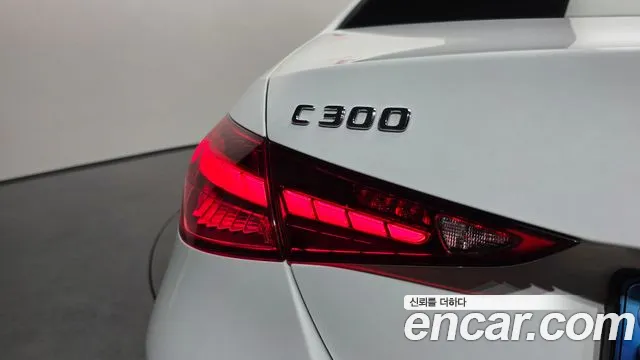 Mercedes-Benz C-Class — Фото автомобиля 16