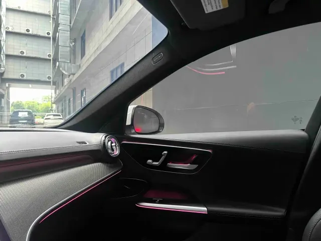 Mercedes-Benz C-Class — Фото автомобиля 19