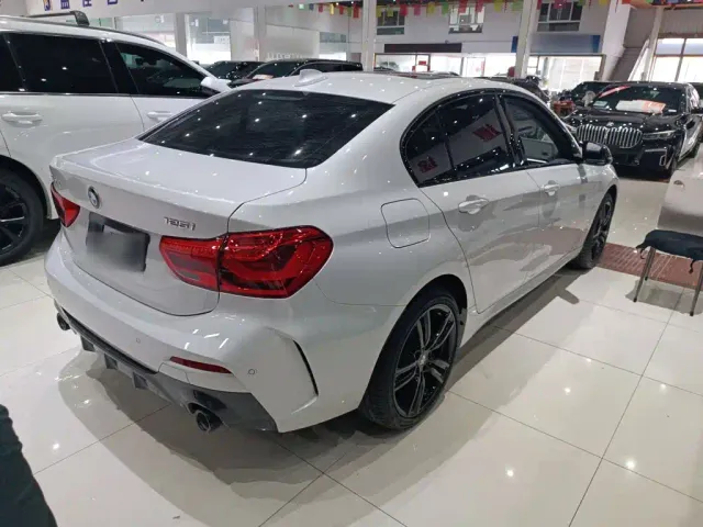 BMW 1 Series — Фото автомобиля 6