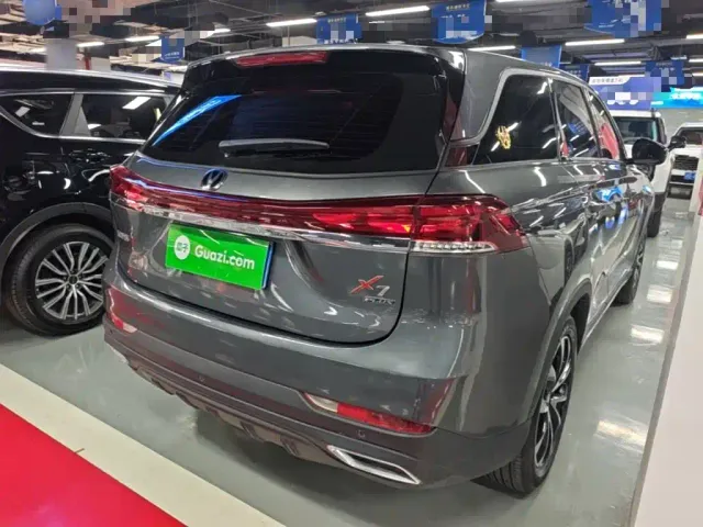 Changan X7 Plus — Фото автомобиля 6