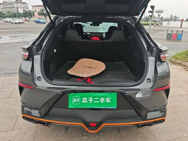 Changan UNI-T — Фото автомобиля 18