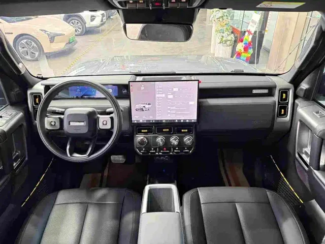 iCAR V23 — Фото автомобиля 5