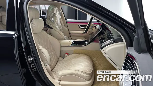 Mercedes-Benz S-Class — Фото автомобиля 22