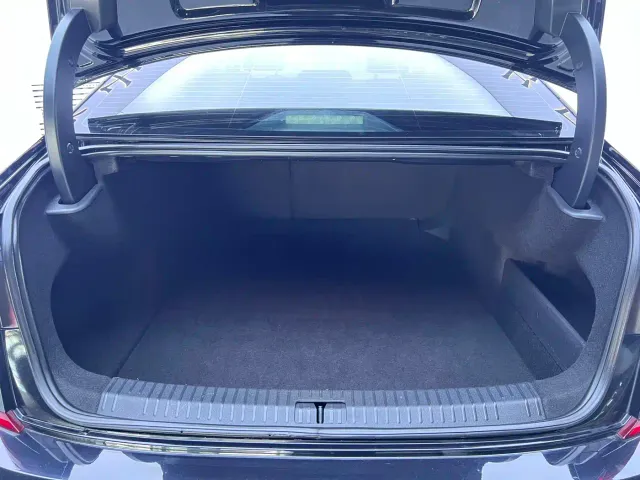 Volkswagen Passat — Фото автомобиля 17