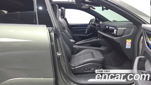 Porsche Macan — Фото автомобиля 10