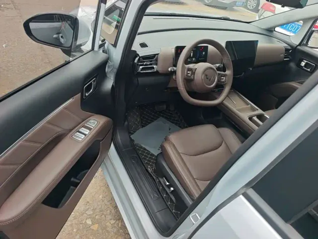 Wuling Starlight 730 — Фото автомобиля 15
