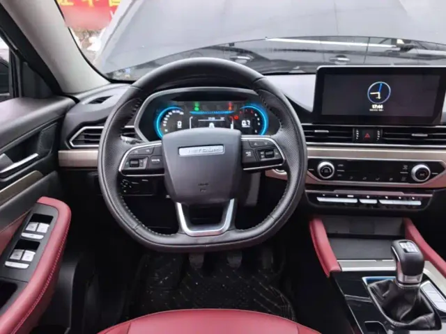 Jetour X70 — Фото автомобиля 10