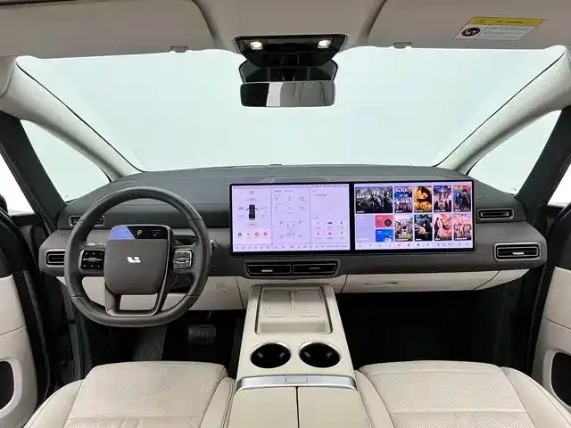 Li Auto MEGA — Фото автомобиля 4