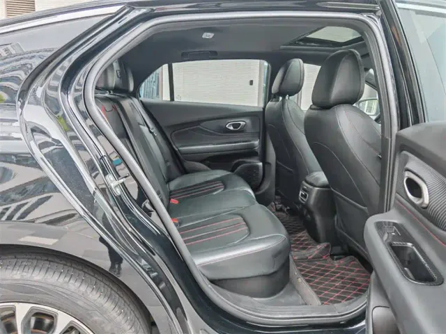GAC Trumpchi Emkoo — Фото автомобиля 16