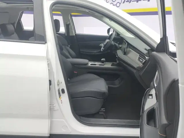 Changan X7 Plus — Фото автомобиля 8