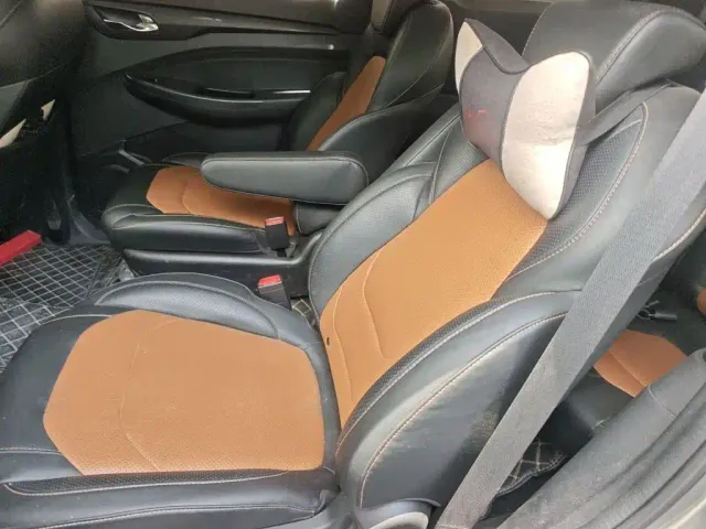 Wuling Hongguang S3 — Фото автомобиля 14