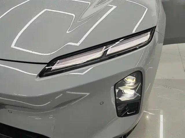 Nio ET5 Touring — Фото автомобиля 6