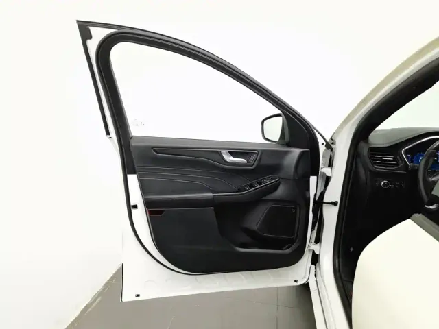 Ford Escape — Фото автомобиля 8