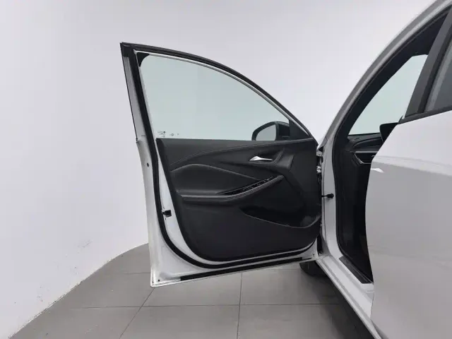 Buick Verano — Фото автомобиля 8