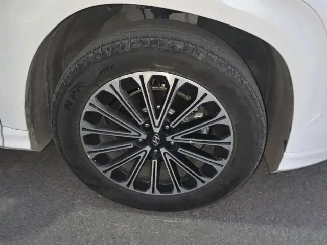 Hyundai Custo — Фото автомобиля 6