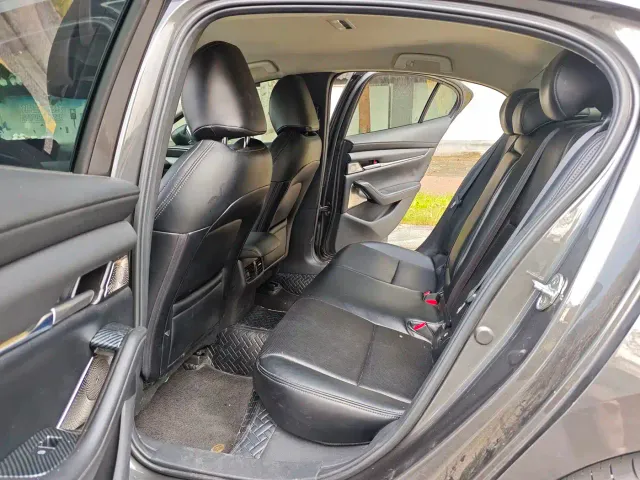 Mazda Mazda3 Axela 2023 2.0L Auto Zhiqing — Фото автомобиля 5