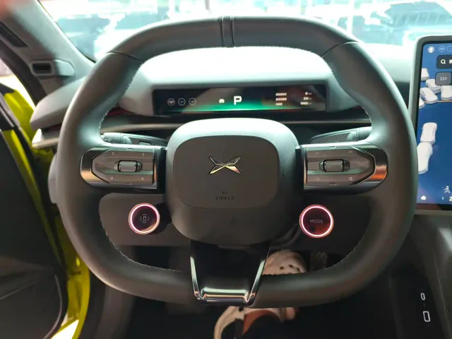 Xpeng P7 — Фото автомобиля 17