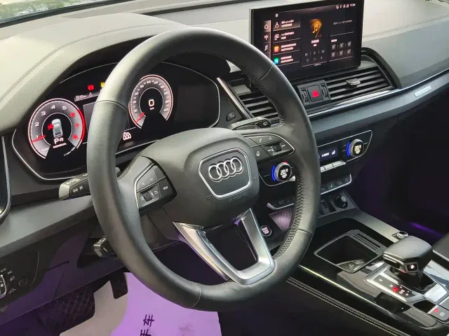 Audi Q5L — Фото автомобиля 8