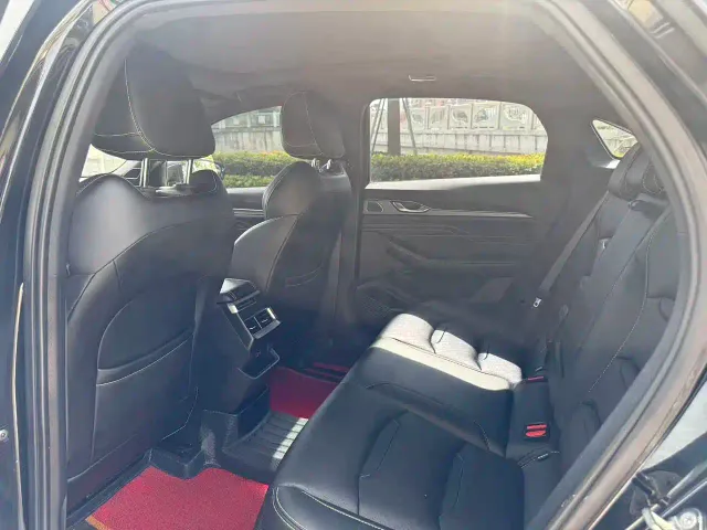 Geely Xingrui — Фото автомобиля 5