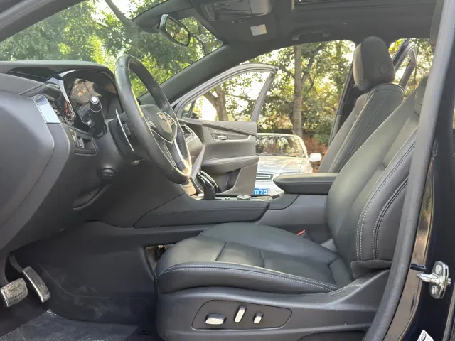 Cadillac XT5 — Фото автомобиля 4