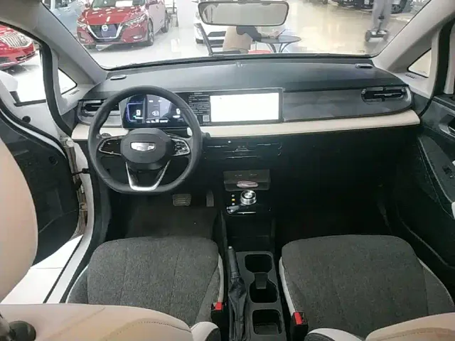Geely Geometry E Firefly — Фото автомобиля 9