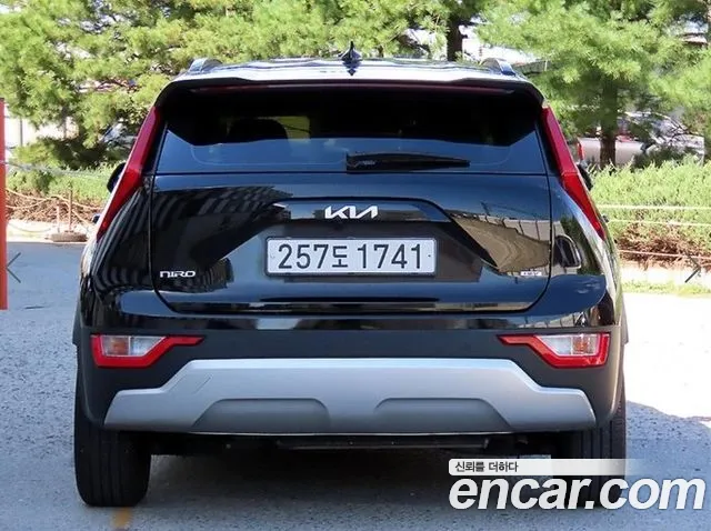 Kia Niro The All New — Фото автомобиля 4