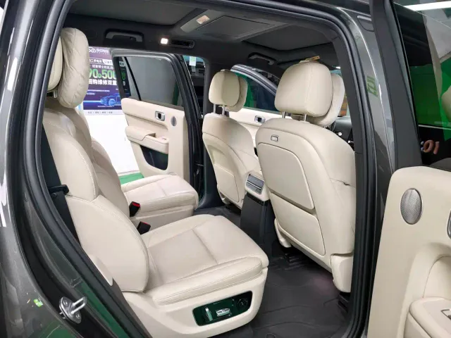 Li Auto L9 — Фото автомобиля 7