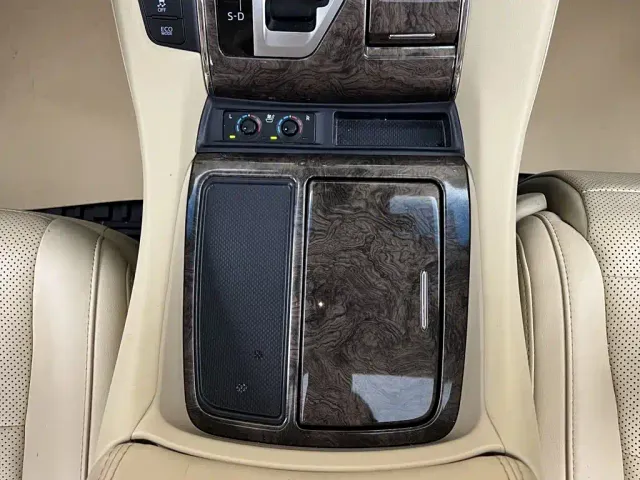 Toyota Alphard — Фото автомобиля 13