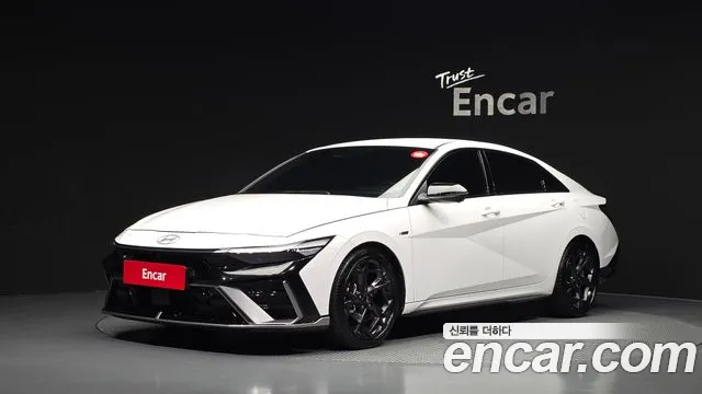 Фотография автомобиля — Hyundai Avante CN7