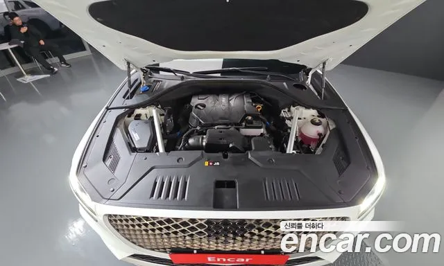 Genesis GV70 — Фото автомобиля 9
