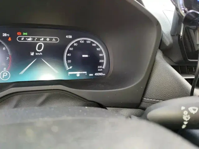 Toyota RAV4 — Фото автомобиля 8