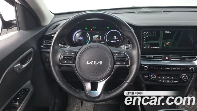 Kia Niro Niro Plus Air — Фото автомобиля 14