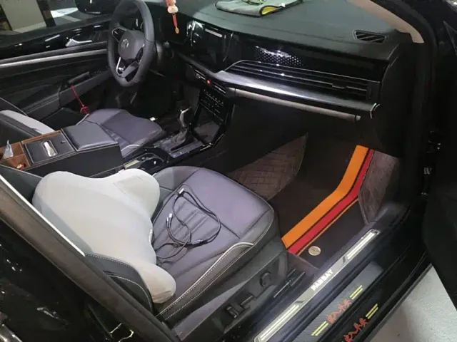 Volkswagen Passat — Фото автомобиля 13