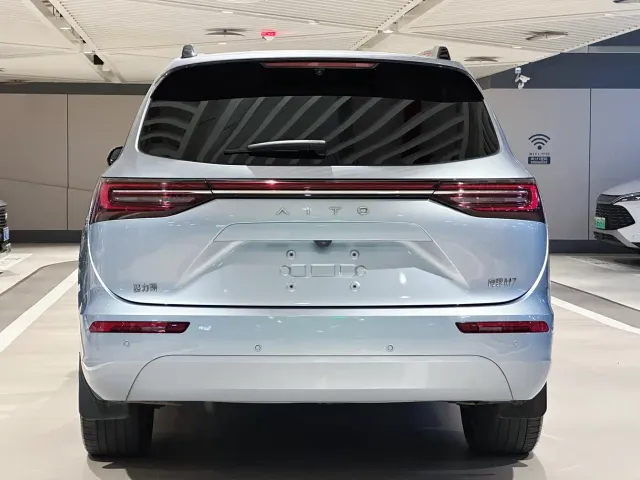 Aito M7 — Фото автомобиля 5