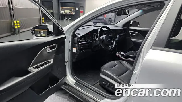 Kia Niro Niro Plus Air — Фото автомобиля 10
